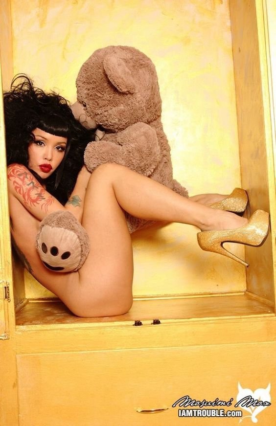 Foto porno con trentenne troia inculata in varie posizioni - Image 13