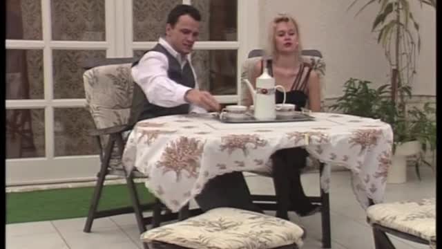 Ninfomane adora farsi scopare e inculare in doppia penetrazione