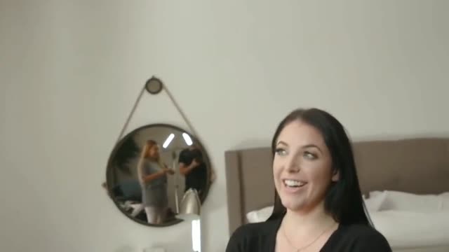 troia latina con figa pelosa scopata in albergo da rocco siffredi