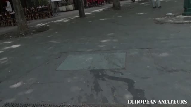 Lucy, una calda diciottenne vogliosa scopa in mascherina